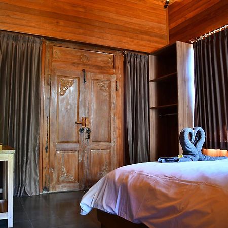 Putra'Lebah Amed Guest House Eksteriør billede
