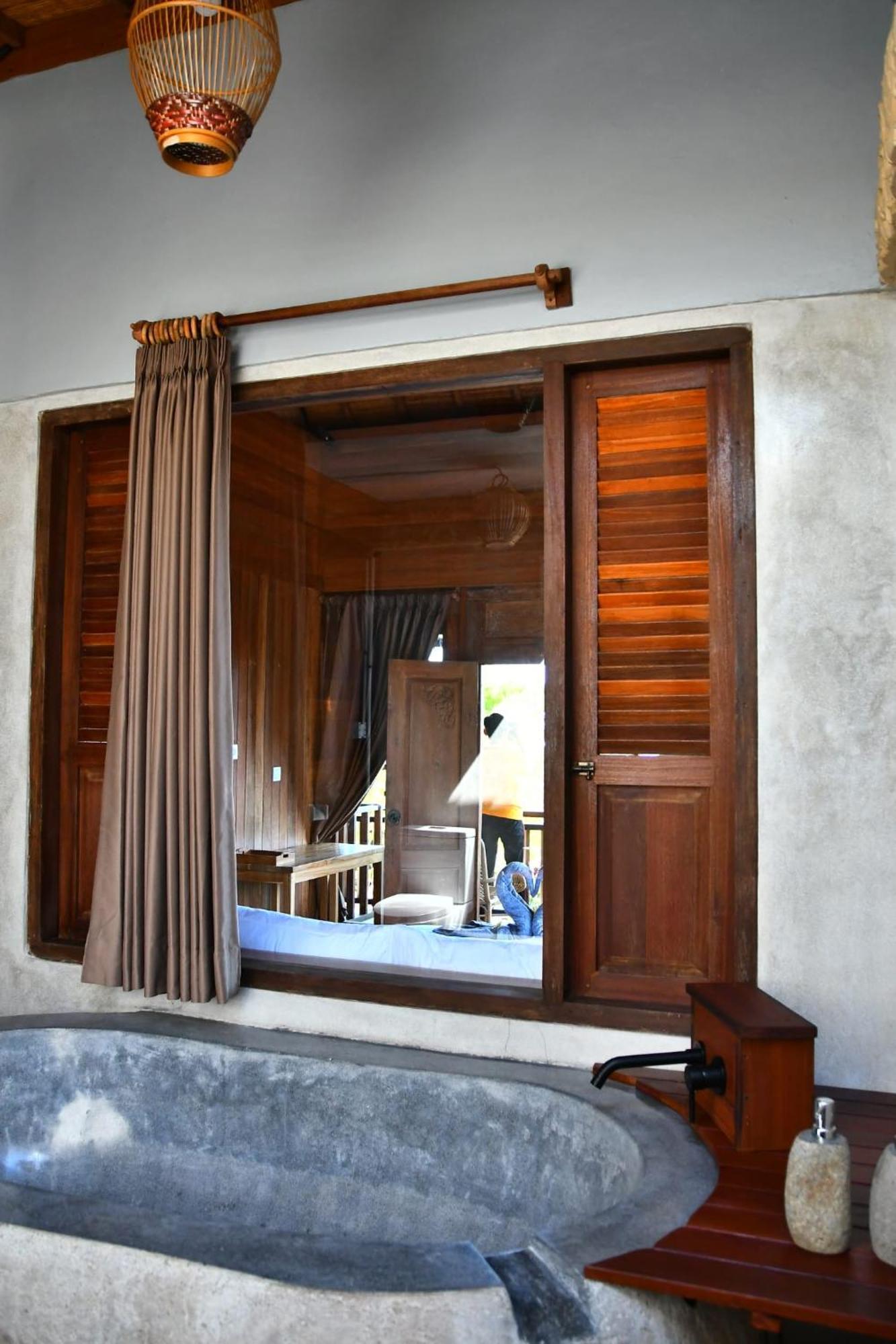 Putra'Lebah Amed Guest House Eksteriør billede