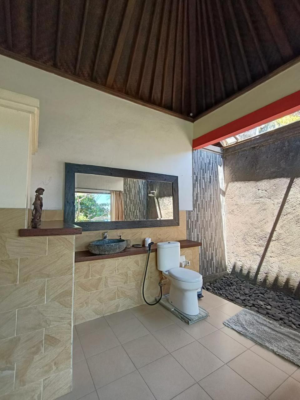 Putra'Lebah Amed Guest House Eksteriør billede