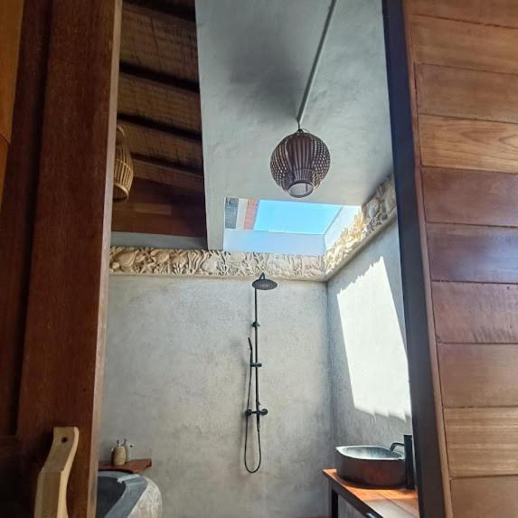 Putra'Lebah Amed Guest House Eksteriør billede