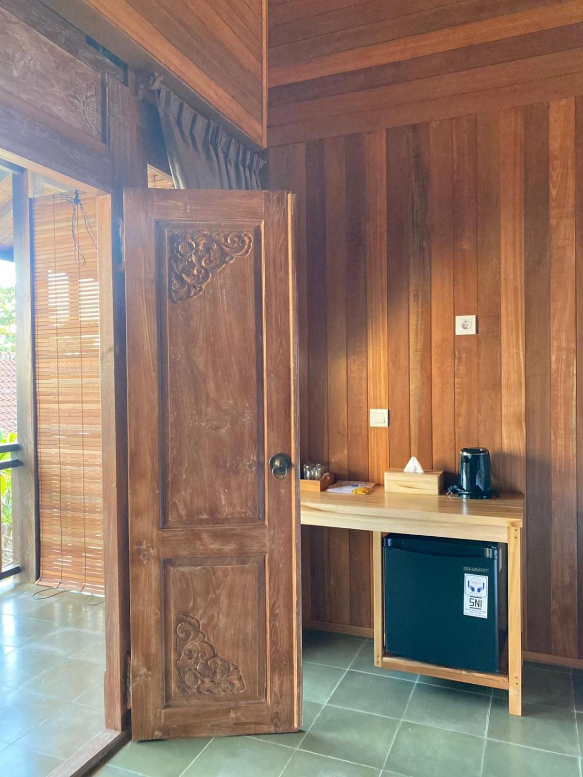 Putra'Lebah Amed Guest House Eksteriør billede