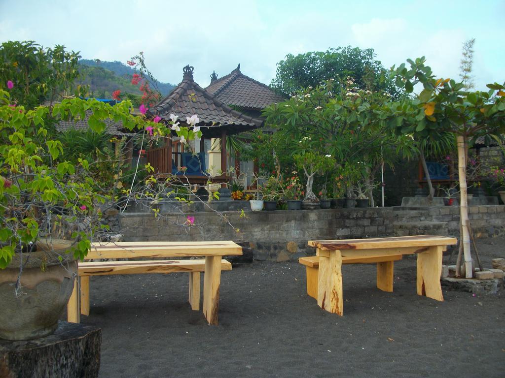 Putra'Lebah Amed Guest House Værelse billede