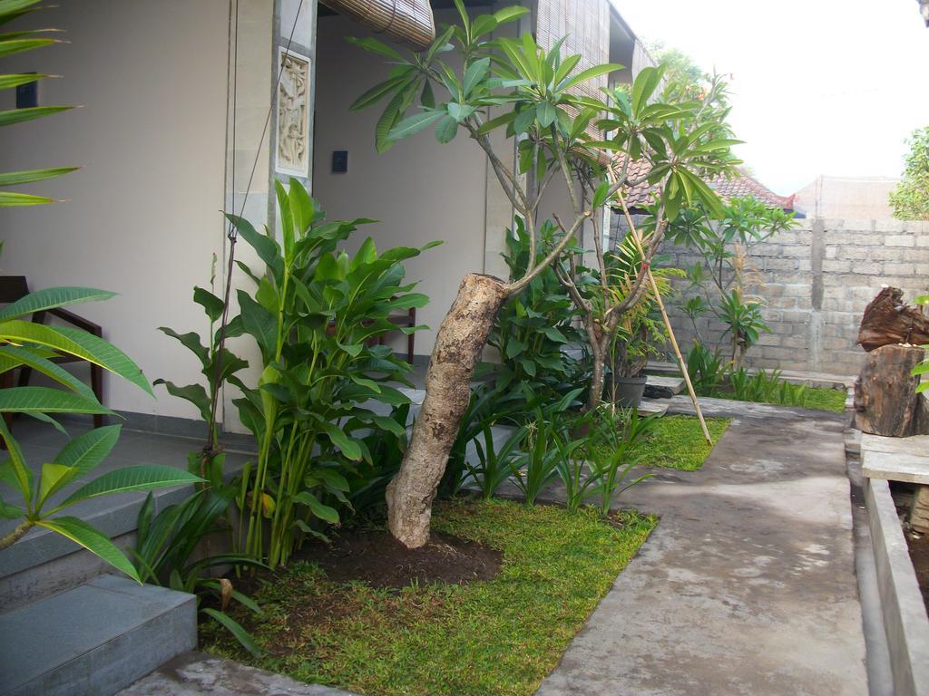 Putra'Lebah Amed Guest House Værelse billede