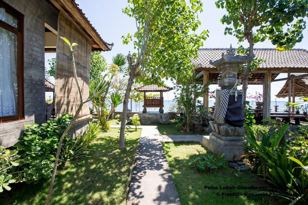 Putra'Lebah Amed Guest House Eksteriør billede