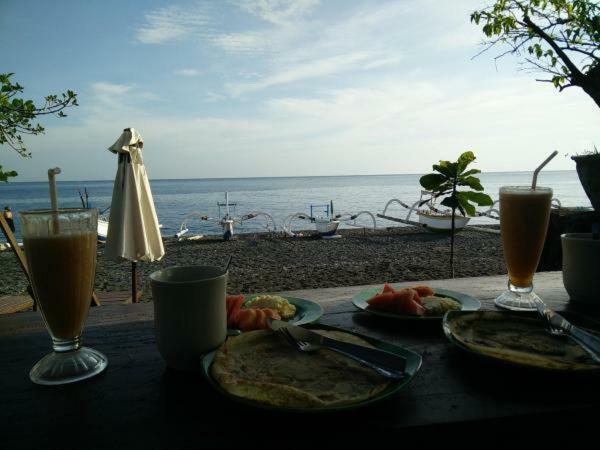Putra'Lebah Amed Guest House Eksteriør billede